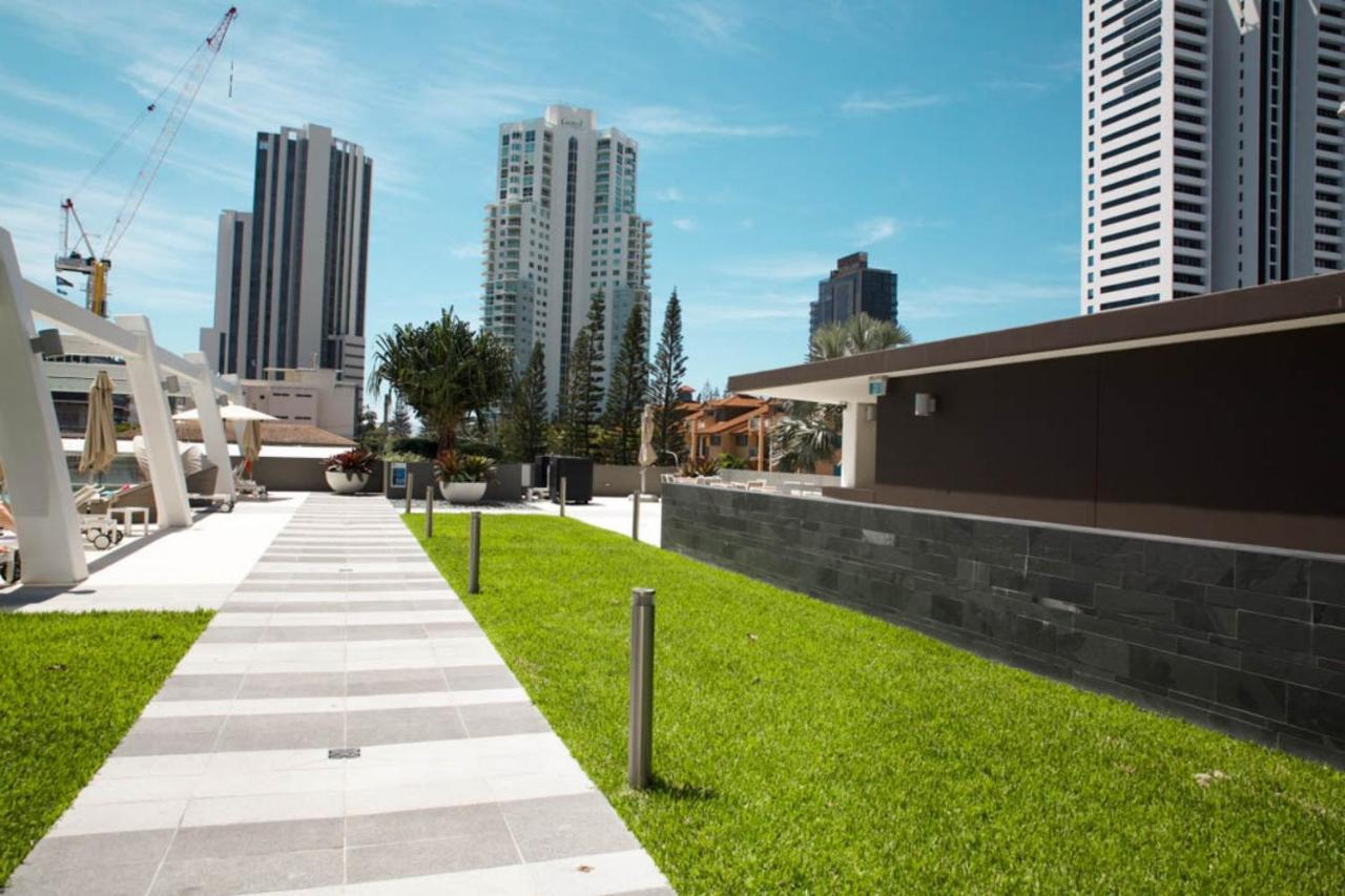 The Eureka Gold Coast Residence On Broadbeach Екстер'єр фото