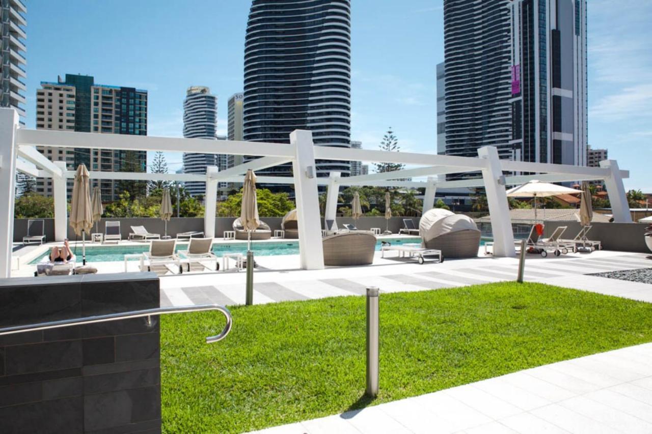 The Eureka Gold Coast Residence On Broadbeach Екстер'єр фото