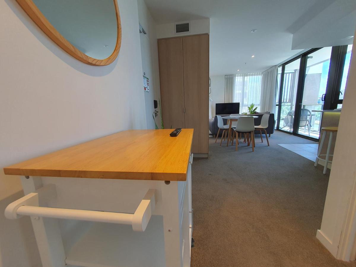 The Eureka Gold Coast Residence On Broadbeach Екстер'єр фото